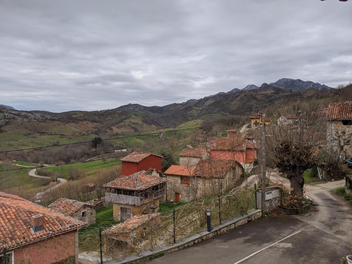 Hotel Rural El Rexacu Bobia de Arriba エクステリア 写真